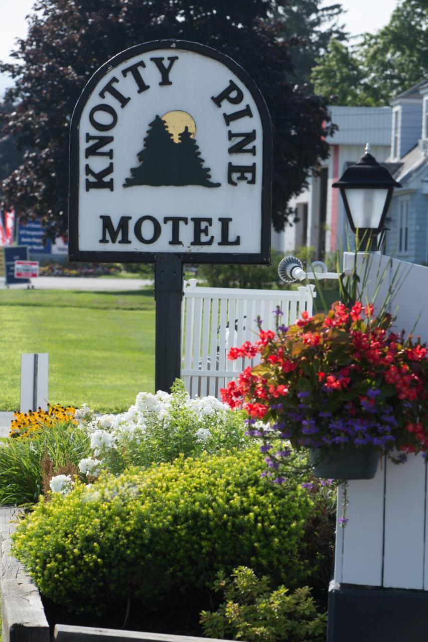 Knotty Pine Motel Bennington Exterior foto